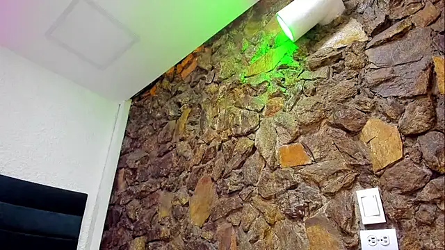 Dahliablack online show from March 2026 12:43:01 PM