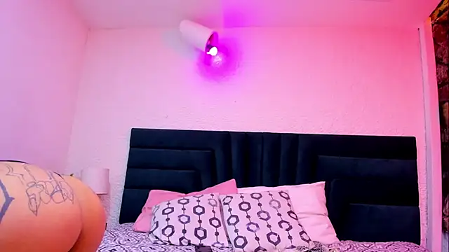 Dahliablack online show from March 2026 04:13:01 PM