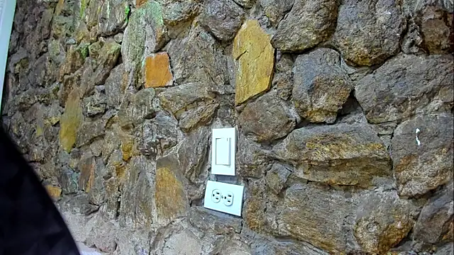 Dahliablack online show from March 2026 01:02:01 PM