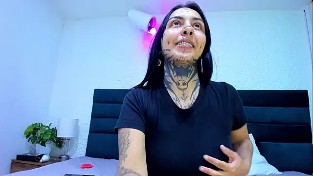 Dahliablack online show from March 2026 04:28:02 PM