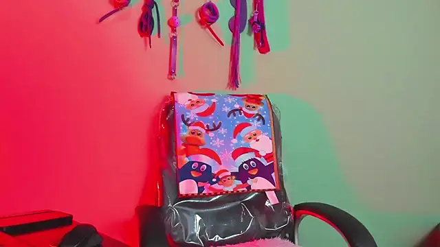 Snapshot of hazz_smith_ chatting on February 2026 10:32:01 PM hazz smith online show from February 2026 10:32:01 PM