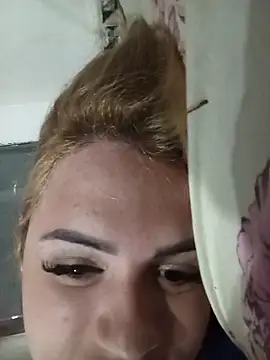 Snapshot of Luanatrans15 chatting on February 2026 03:24:01 AM Luanatrans15 online show from February 2026 03:24:01 AM