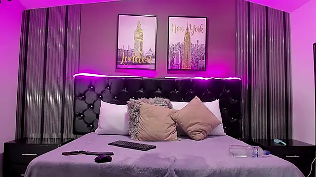 Melanyxx- online show from February 2026 01:25:01 AM