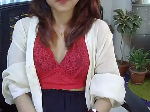 Maaya khan online show from May 2026 11:04:01 AM