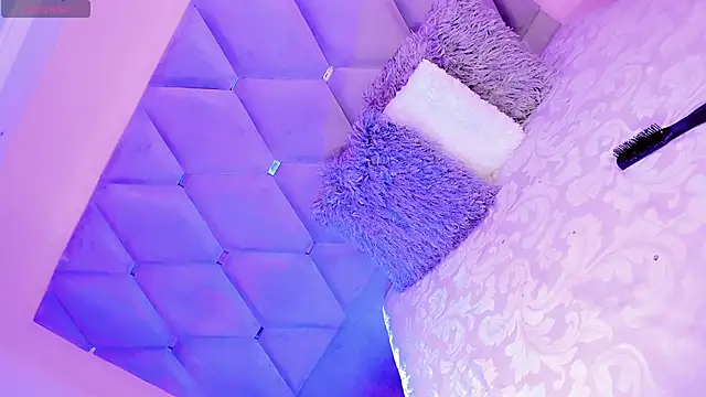 EmmaSweet23 online show from April 2026 08:04:02 PM