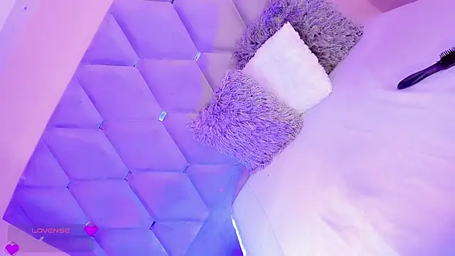 EmmaSweet23 online show from April 2026 08:23:02 PM