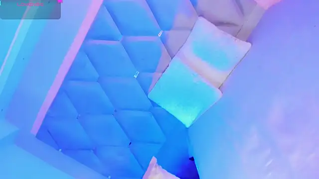 EmmaSweet23 online show from March 2026 08:32:02 PM