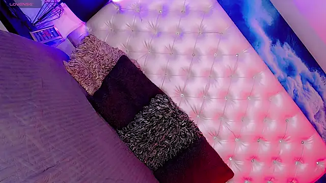 Baby Lumina online show from February 2026 04:33:02 AM