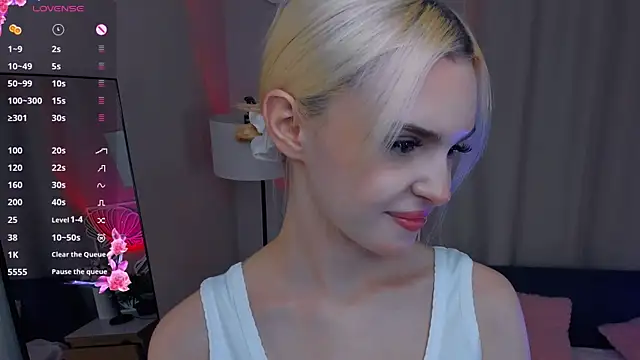 PatricePerlow online show from April 2026 07:42:02 PM