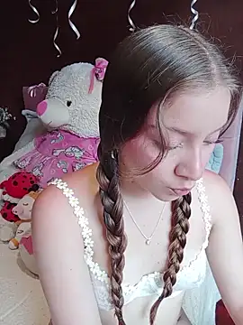 MimiSoftie online show from April 2026 08:21:01 PM