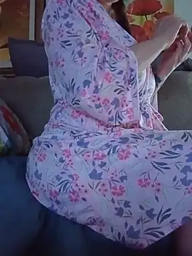 juicyjuggs13 online show from July 2026 11:51:01 AM