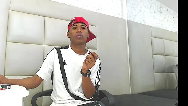 TonnyMarck online show from February 2026 09:03:02 AM