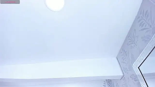 yaragarcia online show from April 2026 05:42:01 AM