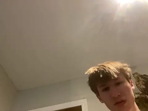 yourwhiteboy1 online show from March 2026 01:02:01 AM