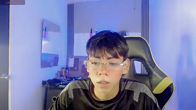 Liarr  online show from May 2026 03:15:01 AM
