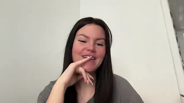 Snapshot of kiaraaaa75 chatting on March 2026 01:55:02 PM kiaraaaa75 online show from March 2026 01:55:02 PM