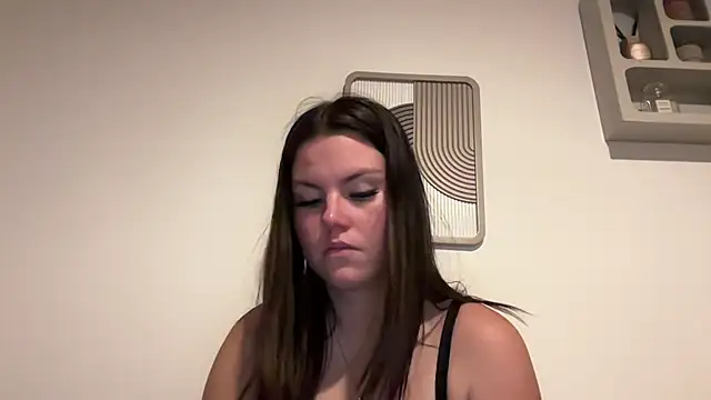 Snapshot of kiaraaaa75 chatting on February 2026 05:12:01 PM kiaraaaa75 online show from February 2026 05:12:01 PM