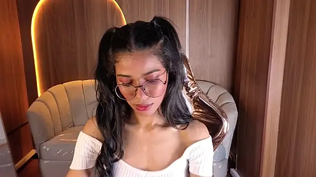 Alina b  online show from March 2026 09:33:02 PM