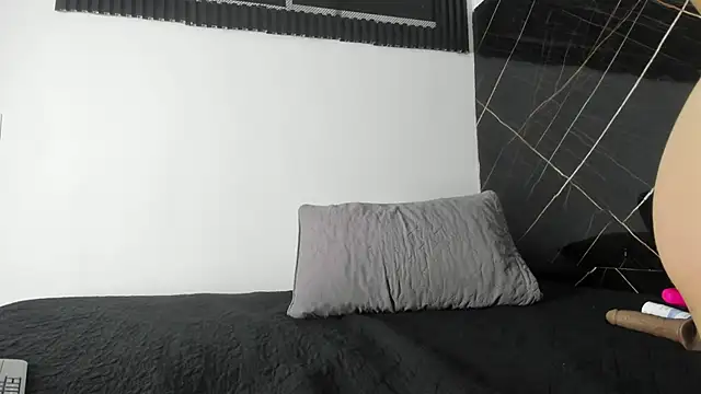 Snapshot of Bonniie_23 chatting on February 2026 04:26:02 AM Bonniie 23 online show from February 2026 04:26:02 AM