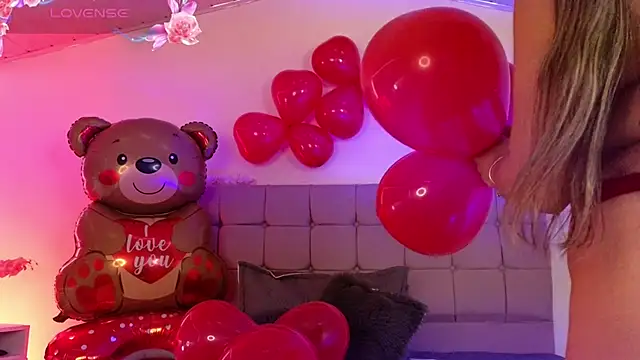 Snapshot of arycooper_ chatting on February 2026 12:05:01 PM arycooper online show from February 2026 12:05:01 PM