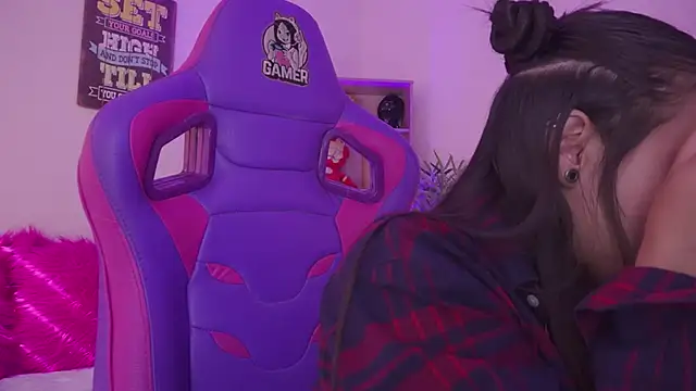 mavi boo online show from February 2026 08:04:01 PM