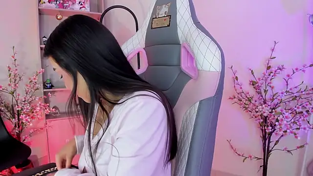 mavi boo online show from February 2026 06:19:02 PM