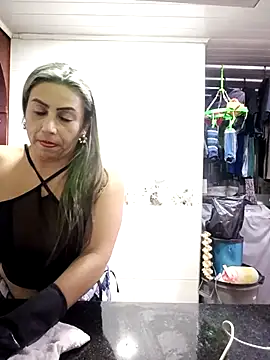 Snapshot of maynor_1998 chatting on March 2026 02:04:02 AM maynor 1998 online show from March 2026 02:04:02 AM