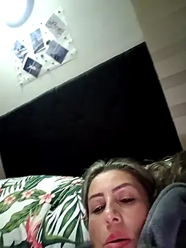 Snapshot of maynor_1998 chatting on March 2026 12:54:01 AM maynor 1998 online show from March 2026 12:54:01 AM