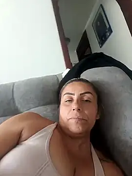 Snapshot of maynor_1998 chatting on March 2026 04:22:01 PM maynor 1998 online show from March 2026 04:22:01 PM