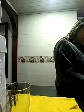 Snapshot of maynor_1998 chatting on March 2026 03:45:01 AM maynor 1998 online show from March 2026 03:45:01 AM