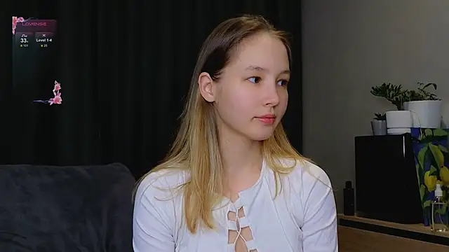 y0ur sunshinee online show from February 2026 09:59:02 PM