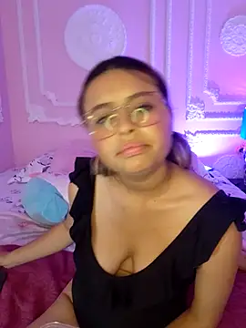 Snapshot of AngellVisen chatting on February 2026 07:53:02 PM AngellVisen online show from February 2026 07:53:02 PM