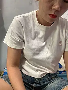 Baby-lovely69 online show from March 2026 01:33:01 AM