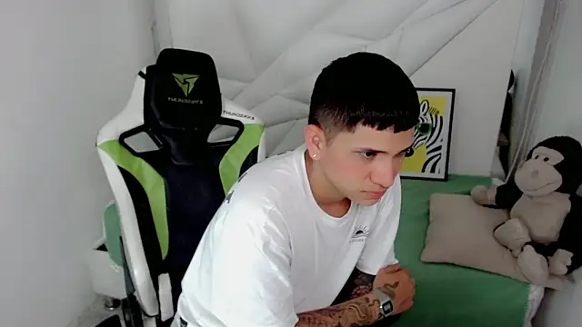 Black diamondd  online show from February 2026 01:06:02 PM