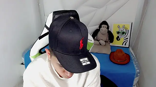 Black diamondd  online show from February 2026 02:03:01 PM