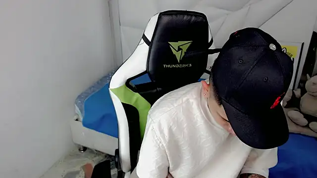 Black diamondd  online show from February 2026 03:01:02 PM