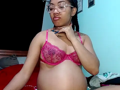 Sexy Supermomm online show from April 2026 03:43:01 AM