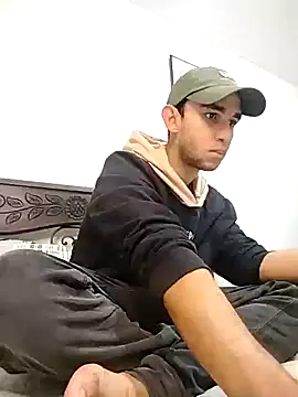 UmamiPorcus online show from February 2026 01:44:02 PM