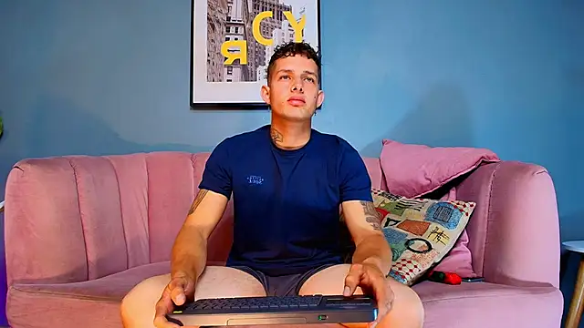  angel rivera online show from February 2026 01:05:02 AM