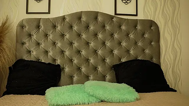 katt eyes  online show from March 2026 01:15:02 PM