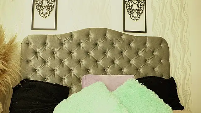 katt eyes  online show from March 2026 01:13:01 PM