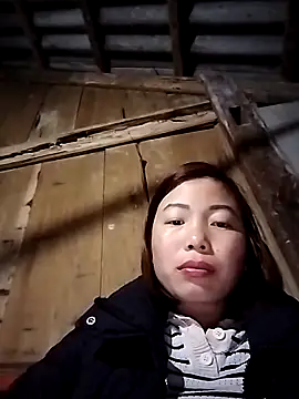 Ella-aa online show from February 2026 10:57:02 AM