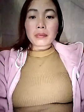 Ella-aa online show from March 2026 12:30:02 PM