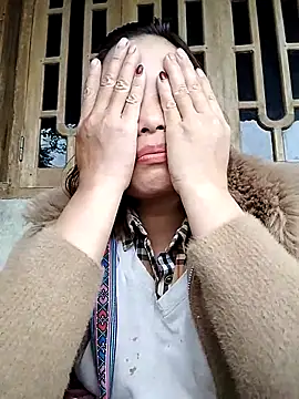 Ella-aa online show from February 2026 06:47:02 AM