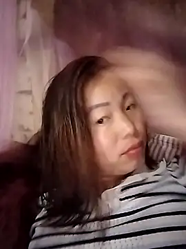 Ella-aa online show from March 2026 12:35:02 PM