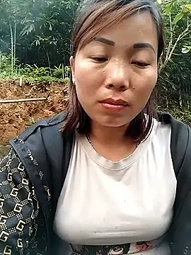 Ella-aa online show from March 2026 09:55:02 AM