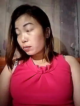 Ella-aa online show from May 2026 06:22:02 PM