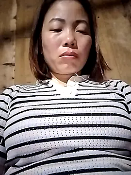 Ella-aa online show from February 2026 10:10:01 PM