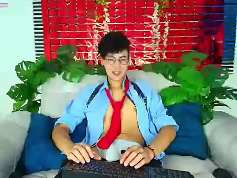 ThiiagoSaeenz online show from February 2026 03:11:01 PM