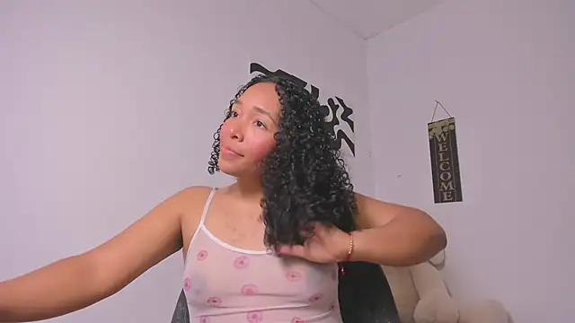 Nia13 online show from April 2026 04:38:02 AM